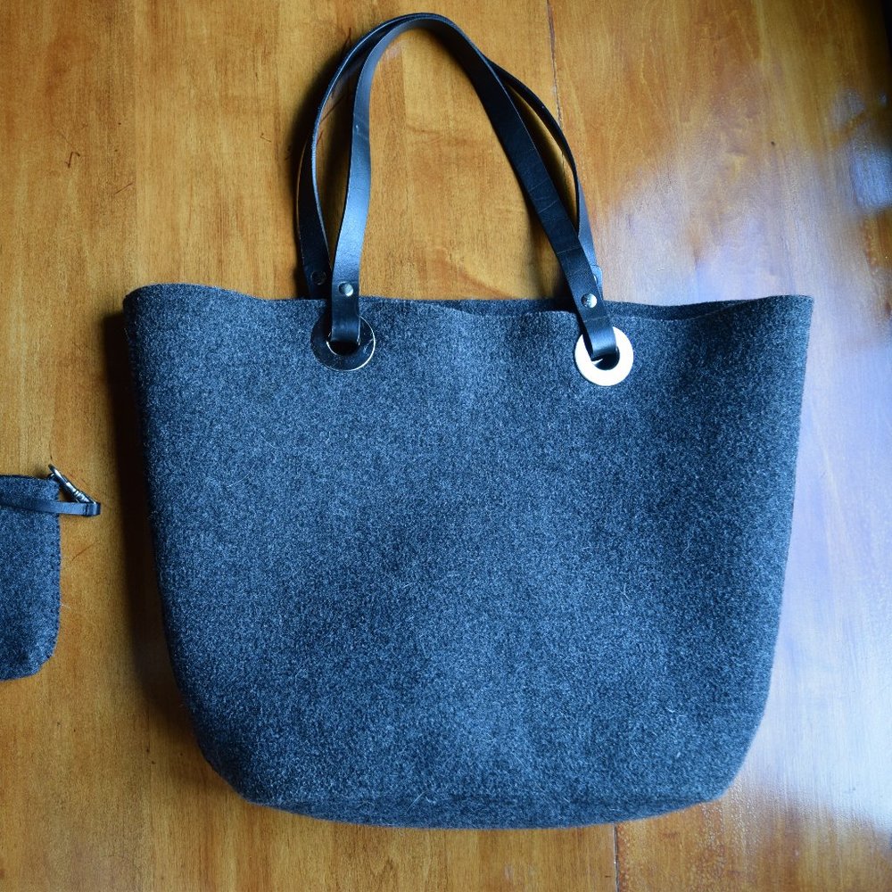 Banana Republic Wool Tote w/ Matching Clutch Gray